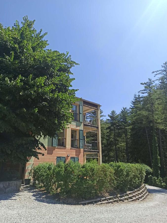 Il Bosco Di Campo Marzano Sunlight Lejlighed Borzonasca Eksteriør billede